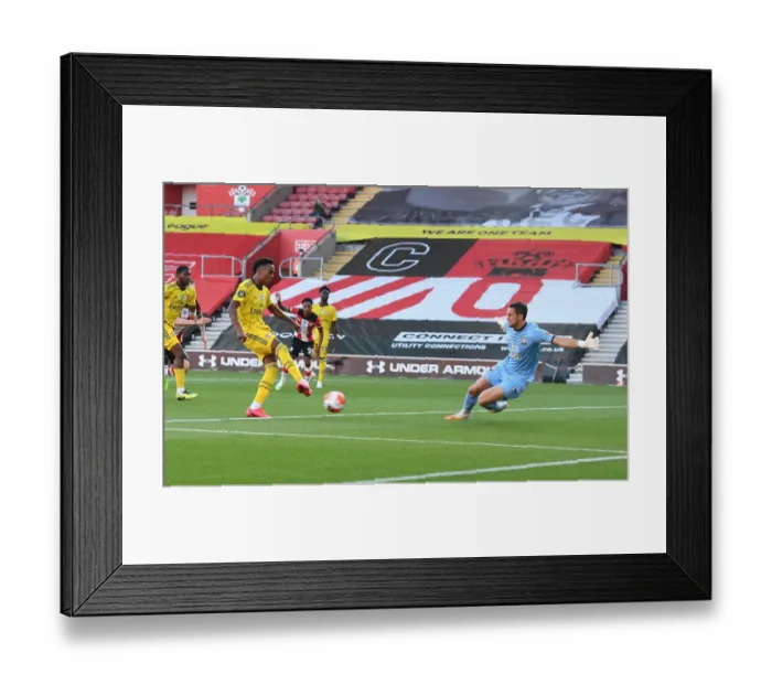 Framed Print : Joe Willock Scores the Second: Southampton vs. Arsenal, Premier League 2019-2020 Framed Print : Joe Willock Scores the Second: Southampton vs. Arsenal, Premier League 2019-2020