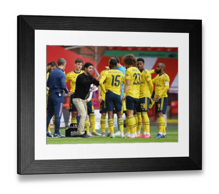Framed Print : Mikel Arteta Inspires Arsenal: FA Cup Quarterfinal Pep Talk vs Sheffield United