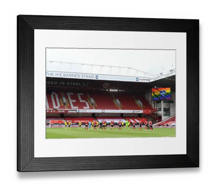 Framed Print : FA Cup Quarterfinal: Tribute to the NHS - Sheffield United vs. Arsenal