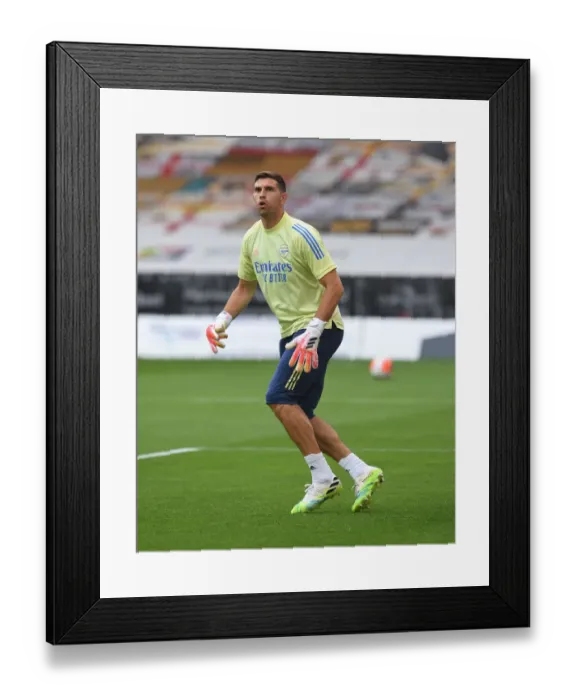 Framed Print : Wolverhampton Wanderers v Arsenal FC - Premier League