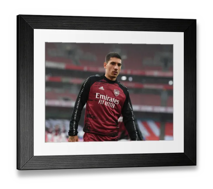 Framed Print : Arsenal vs Leicester City: Premier League Showdown at Emirates Stadium (2019-20) Framed Print : Arsenal vs Leicester City: Premier League Showdown at Emirates Stadium (2019-20)