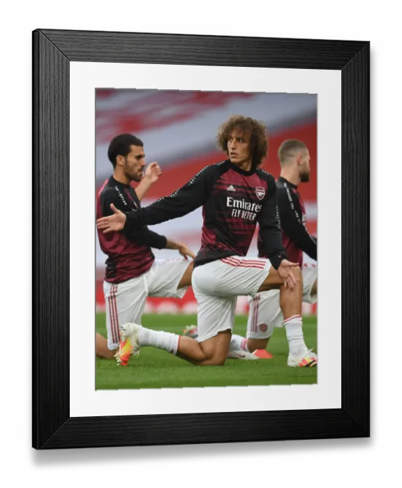 Framed Print : David Luiz: Arsenal's Defender in Focus - Warming Up for Arsenal vs Leicester Showdown (2019-20) Framed Print : David Luiz: Arsenal's Defender in Focus - Warming Up for Arsenal vs Leicester Showdown (2019-20)