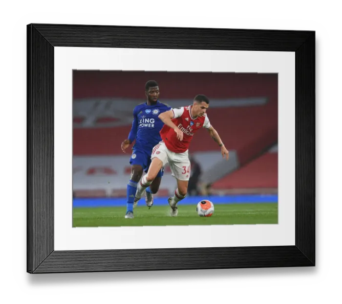 Framed Print : Arsenal vs Leicester: Xhaka vs Iheanacho Clash in Premier League Showdown Framed Print : Arsenal vs Leicester: Xhaka vs Iheanacho Clash in Premier League Showdown