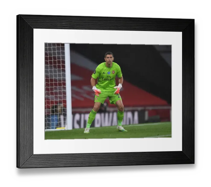 Framed Print : Emi Martinez in Action: Arsenal vs Leicester City, Premier League 2019-2020
