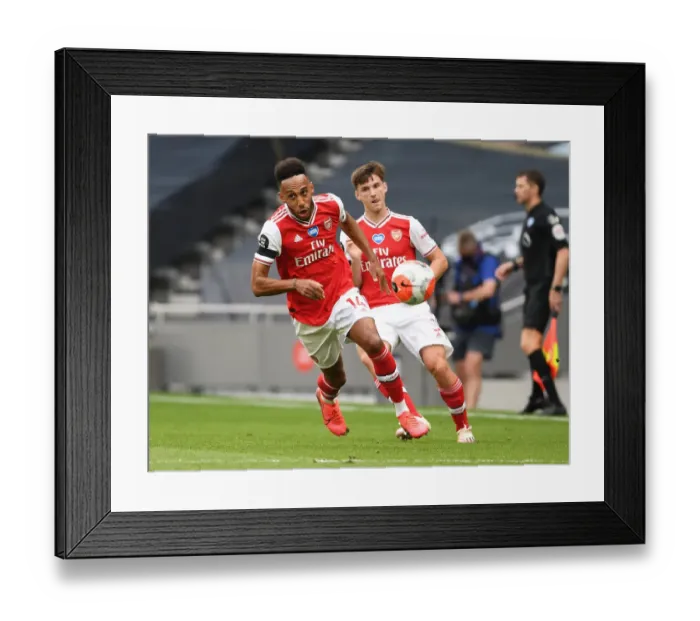 Framed Print : Arsenal's Aubameyang Shines in Thrilling Showdown against Tottenham, Premier League 2019-2020