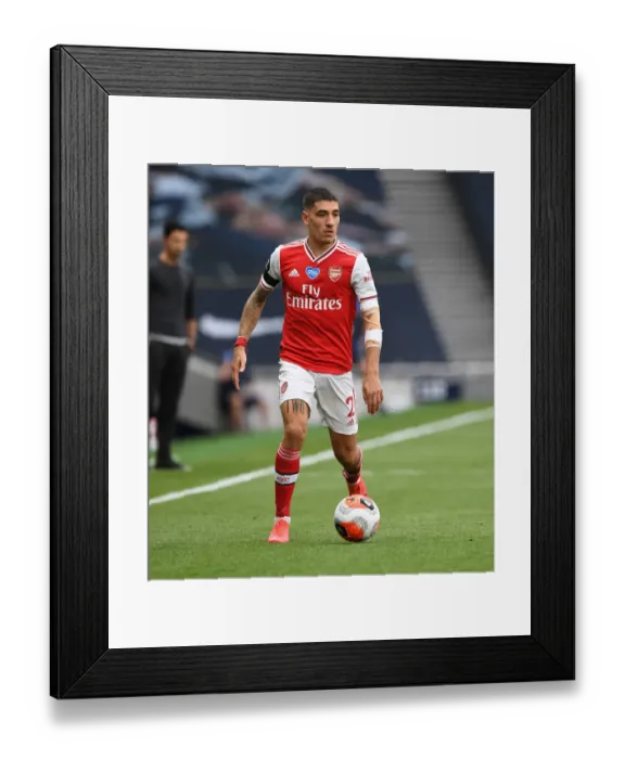 Framed Print : Hector Bellerin in Action: Tottenham vs. Arsenal, Premier League 2019-2020 Framed Print : Hector Bellerin in Action: Tottenham vs. Arsenal, Premier League 2019-2020