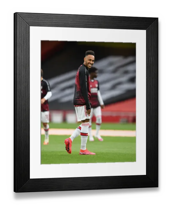 Framed Print : Arsenal's Aubameyang Prepares for Empty Arsenal FC vs. Liverpool FC Clash (2019-20) Framed Print : Arsenal's Aubameyang Prepares for Empty Arsenal FC vs. Liverpool FC Clash (2019-20)