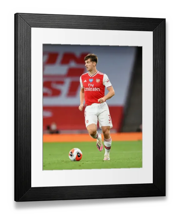 Framed Print : Empty Arsenal vs. Liverpool Battlefield: Premier League Clash Amidst Coronavirus Pandemic (2019-20)