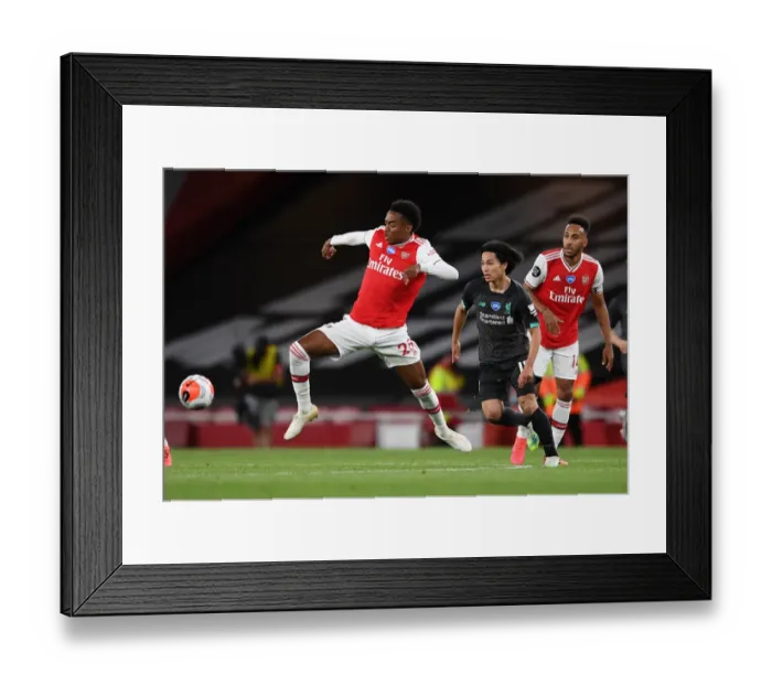 Framed Print : Empty Arsenal vs. Liverpool Showdown: Premier League Amidst the Coronavirus Pandemic (2019-20)