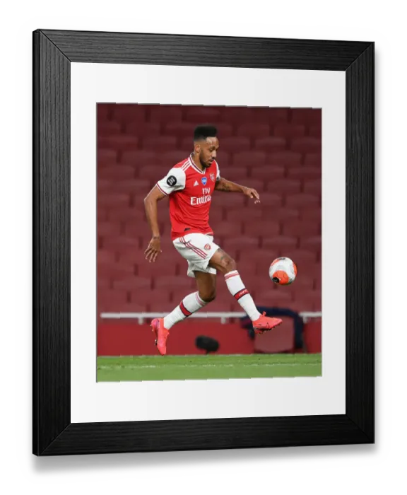 Framed Print : Arsenal's Aubameyang Faces Liverpool in Empty Emirates Stadium (2019-20)