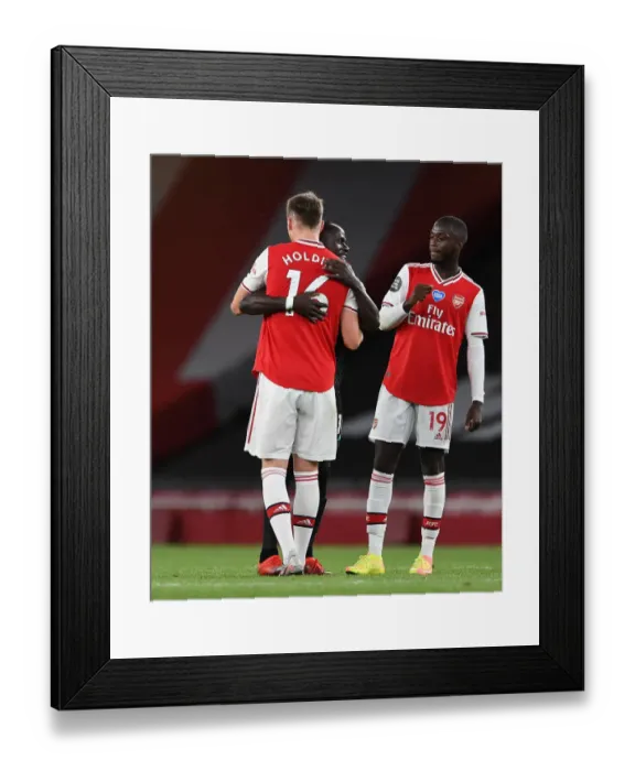 Framed Print : Empty Emirates: Arsenal's Hug-Fest with Liverpool Amidst Pandemic Framed Print : Empty Emirates: Arsenal's Hug-Fest with Liverpool Amidst Pandemic