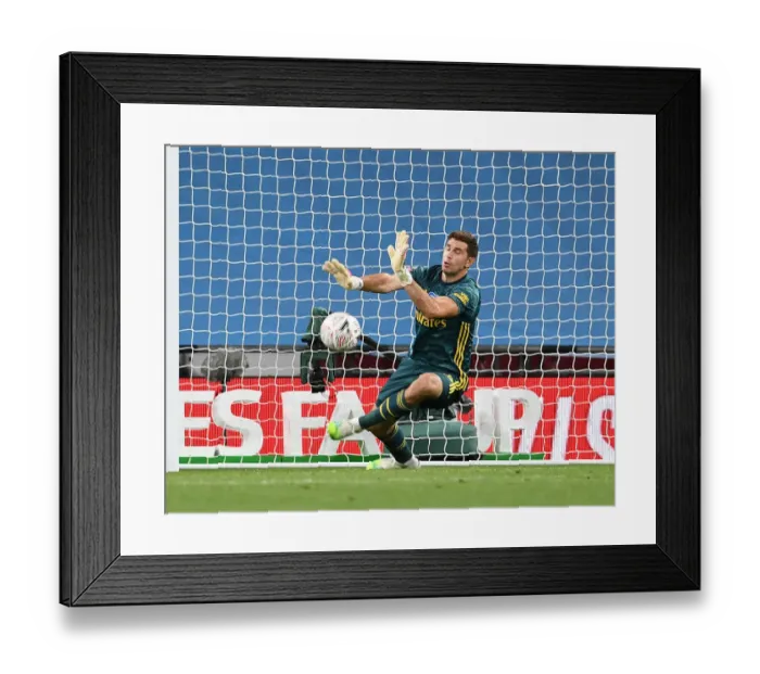 Framed Print : Arsenal's Emiliano Martinez in FA Cup Semi-Final Action Against Manchester City Framed Print : Arsenal's Emiliano Martinez in FA Cup Semi-Final Action Against Manchester City