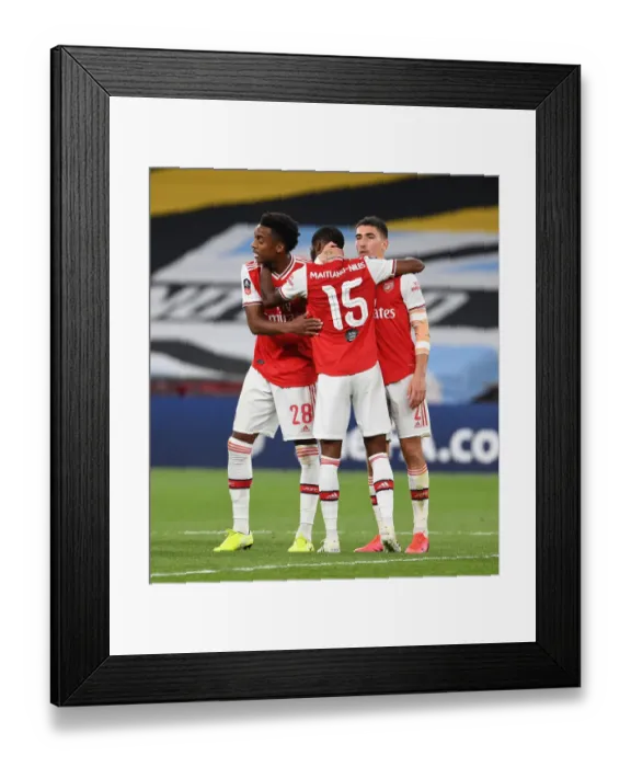 Framed Print : Arsenal Triumphs in FA Cup Semi-Final Against Manchester City