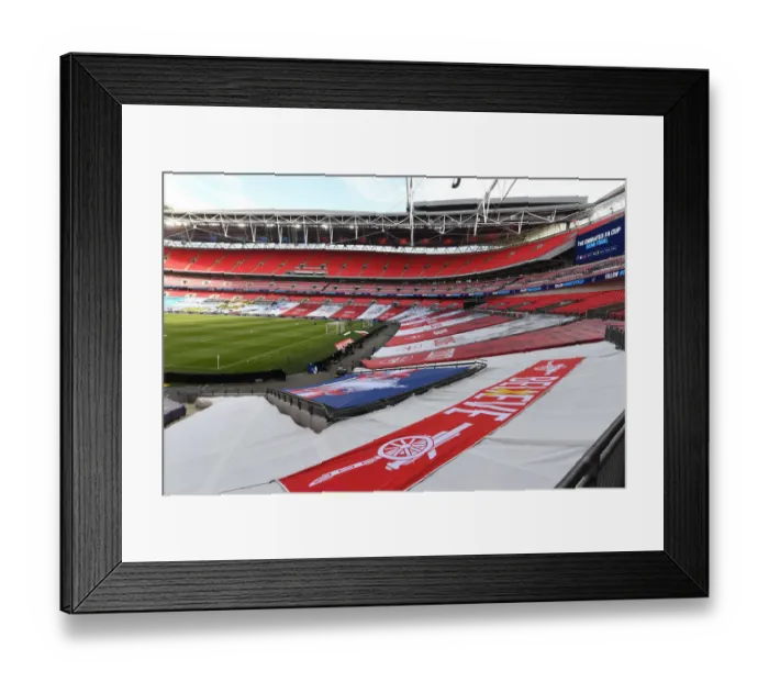 Framed Print : FA Cup Semi-Final Showdown: Arsenal vs Manchester City at Wembley Stadium