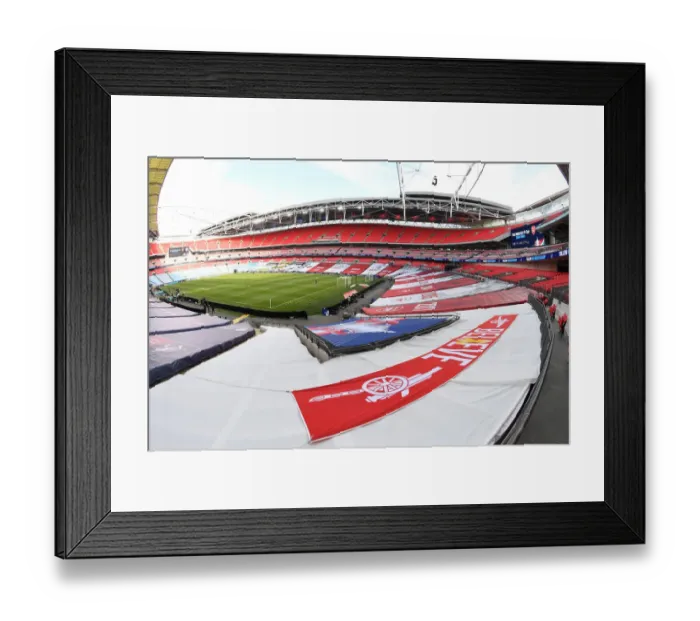 Framed Print : FA Cup Semi-Final Showdown: Arsenal vs Manchester City at Wembley Stadium