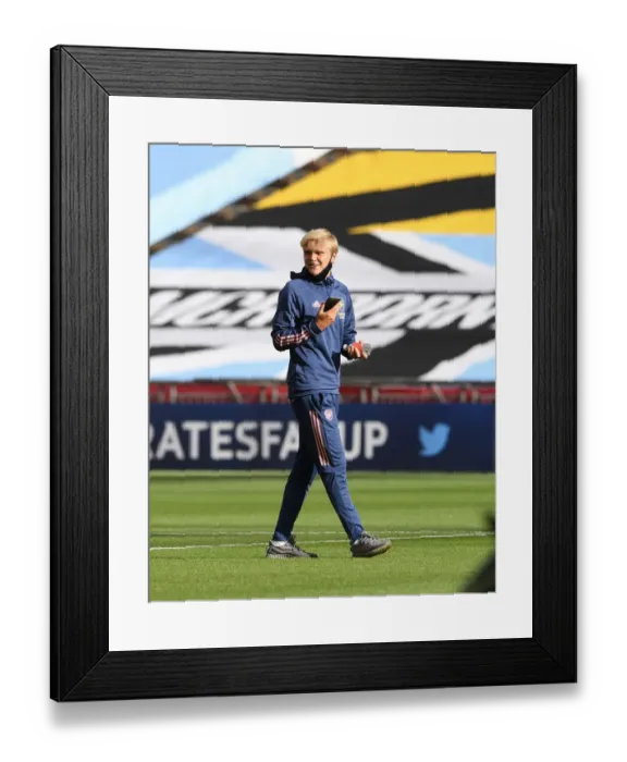 Framed Print : Arsenal's Matt Smith Prepares for FA Cup Semi-Final Showdown Against Manchester City Framed Print : Arsenal's Matt Smith Prepares for FA Cup Semi-Final Showdown Against Manchester City
