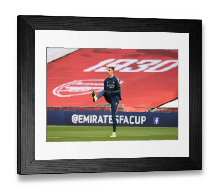 Framed Print : Arsenal's Matt Macey Prepares for FA Cup Semi-Final Showdown Against Manchester City