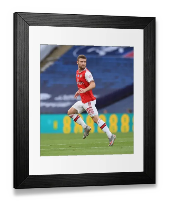 Framed Print : Arsenal's Shkodran Mustafi in FA Cup Semi-Final Against Manchester City