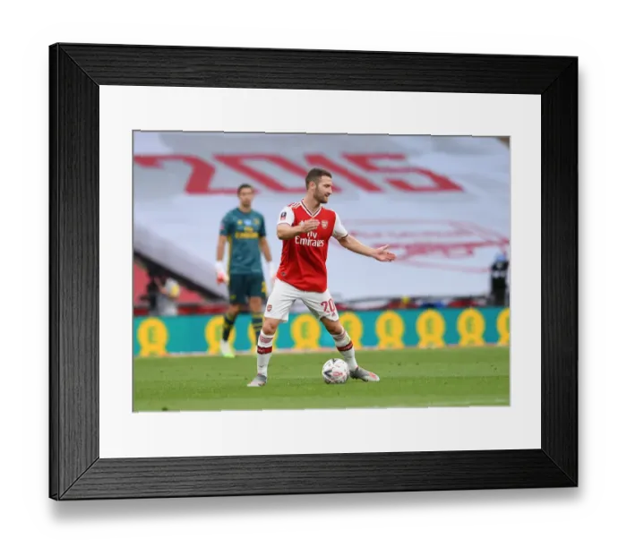 Framed Print : Arsenal's Mustafi Amidst Tension: Arsenal vs Manchester City FA Cup Semi-Final