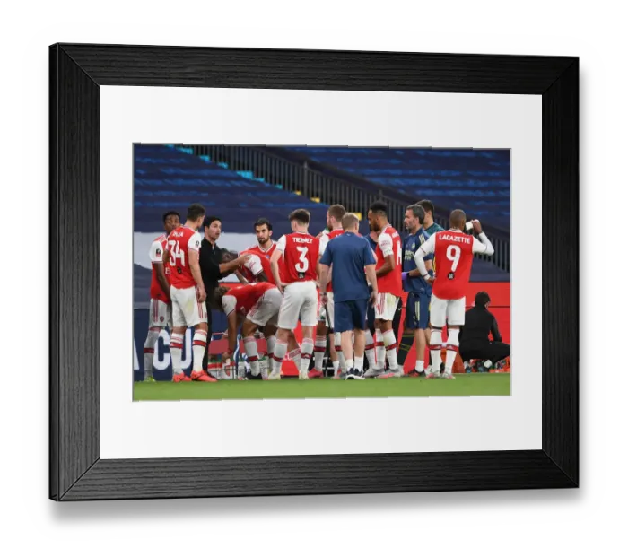Framed Print : Arsenal FC: Mikel Arteta Motivates Players During FA Cup Semi-Final vs Manchester City