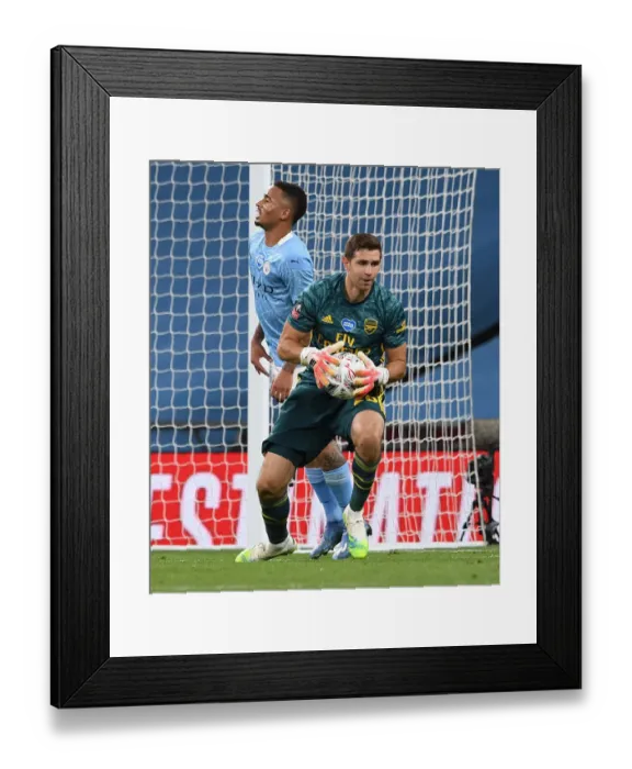 Framed Print : Emi Martinez: Arsenal's FA Cup Hero vs. Manchester City