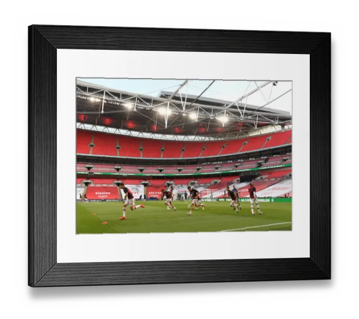 Framed Print : Arsenal vs Manchester City: FA Cup Semi-Final Showdown at Wembley