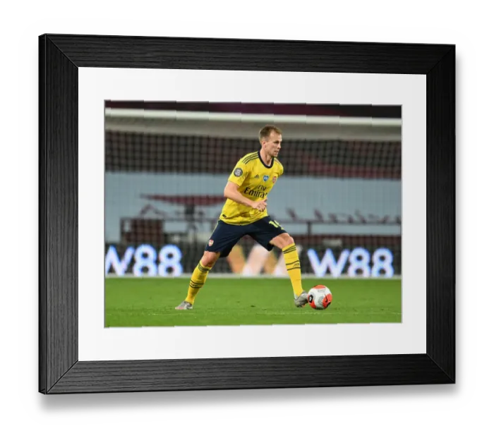 Framed Print : Rob Holding in Action: Arsenal vs. Aston Villa (2019-20 Premier League) Framed Print : Rob Holding in Action: Arsenal vs. Aston Villa (2019-20 Premier League)