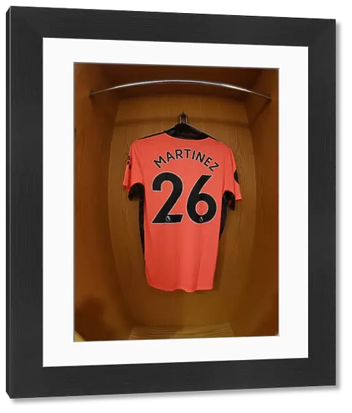Arsenal FC: Emiliano Martinez's Hanging Shirt - Arsenal vs. Watford, Premier League 2019-2020