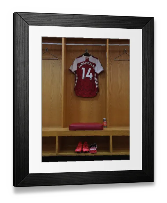 Framed Print : Arsenal FC: Aubameyang's Home Changing Room Moment before Arsenal v Watford (2019-20)