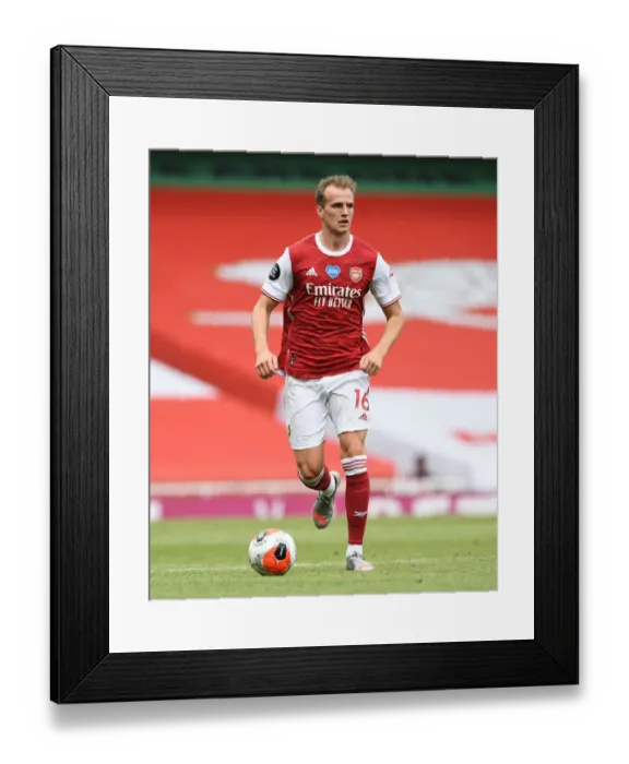Framed Print : Rob Holding in Action: Arsenal vs. Watford at Emirates Stadium (2019-20) Framed Print : Rob Holding in Action: Arsenal vs. Watford at Emirates Stadium (2019-20)