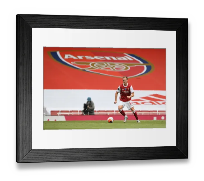 Framed Print : Arsenal's Rob Holding in Action against Watford in the Premier League (2019-20) Framed Print : Arsenal's Rob Holding in Action against Watford in the Premier League (2019-20)