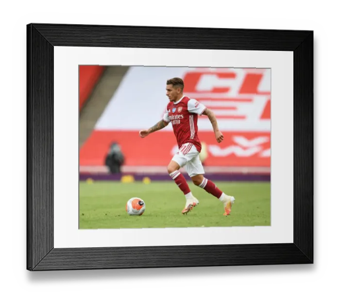 Framed Print : Torreira in Action: Arsenal vs. Watford, 2019-20 Premier League