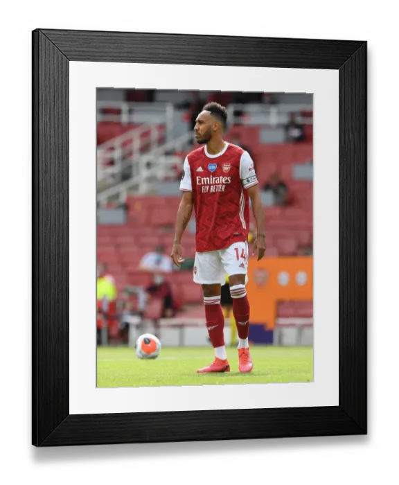 Framed Print : Arsenal's Aubameyang Gears Up for Arsenal v Watford Premier League Clash (2019-20)