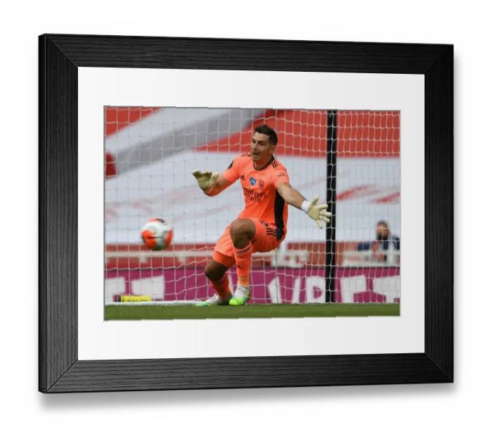 Framed Print : Emi Martinez in Action: Arsenal vs. Watford, Premier League 2019-2020