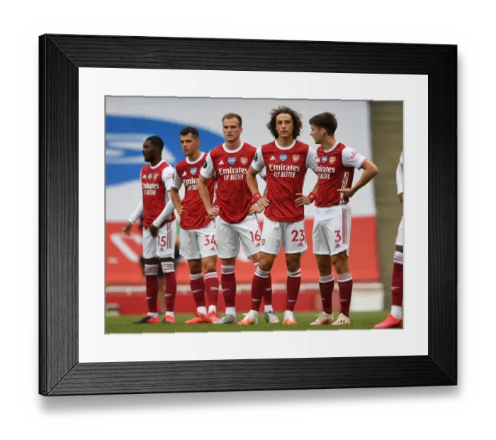 Framed Print : David Luiz in Action: Arsenal vs. Watford, Premier League 2019-20 Framed Print : David Luiz in Action: Arsenal vs. Watford, Premier League 2019-20