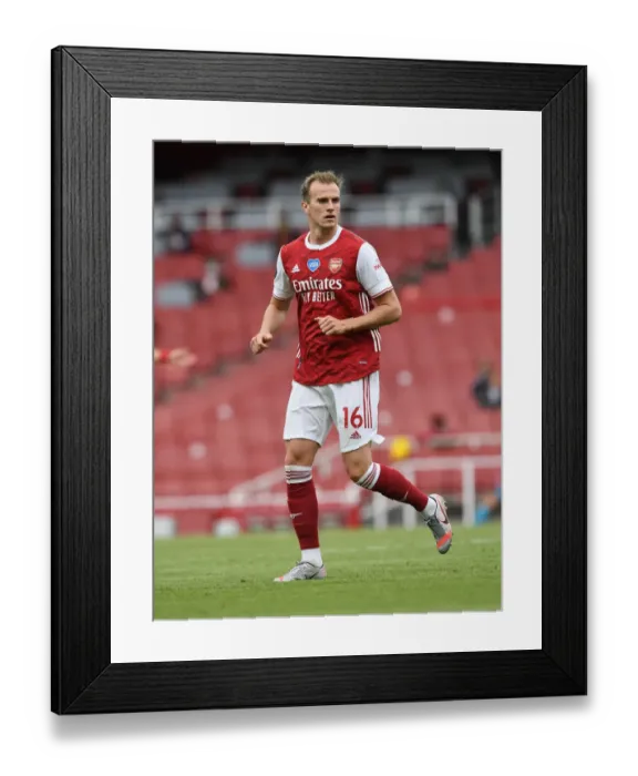 Framed Print : Rob Holding in Action: Arsenal vs. Watford (2019-20) Framed Print : Rob Holding in Action: Arsenal vs. Watford (2019-20)