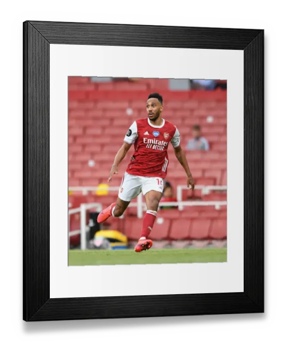Framed Print : Arsenal's Aubameyang Shines in Showdown: Arsenal FC vs. Watford FC (2019-20)