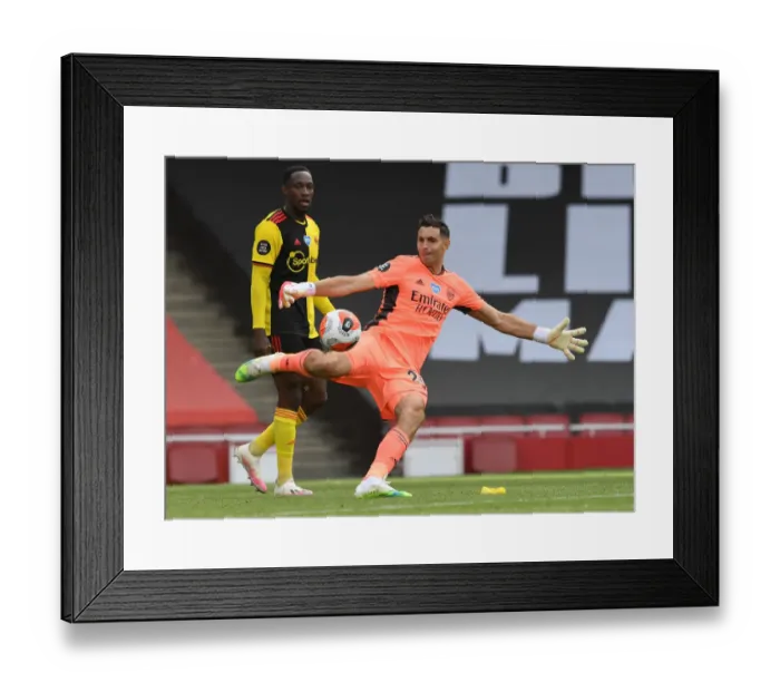 Framed Print : Emi Martinez: In Action Against Watford, Arsenal 2019-20 Premier League Framed Print : Emi Martinez: In Action Against Watford, Arsenal 2019-20 Premier League
