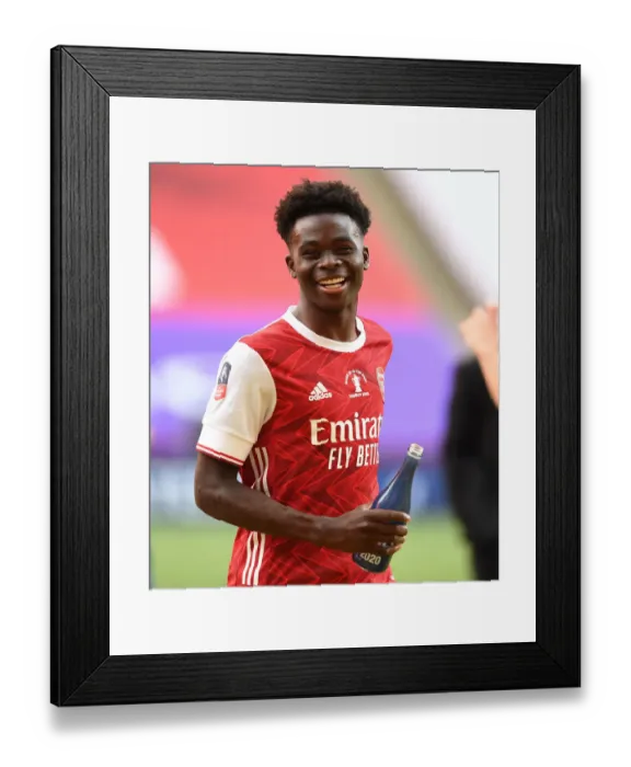 Framed Print : Arsenal Wins FA Cup at Empty Wembley: Bukayo Saka's Triumphant Moment, 2020