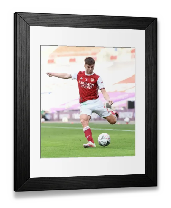 Framed Print : Arsenal's Kieran Tierney at Empty FA Cup Final: Arsenal vs Chelsea (2020)