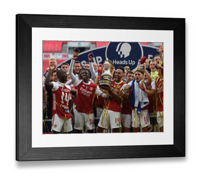 Framed Print : Arsenal's Aubameyang Lifts FA Cup: Arsenal v Chelsea, FA Cup Final 2020 (Empty Wembley) Framed Print : Arsenal's Aubameyang Lifts FA Cup: Arsenal v Chelsea, FA Cup Final 2020 (Empty Wembley)