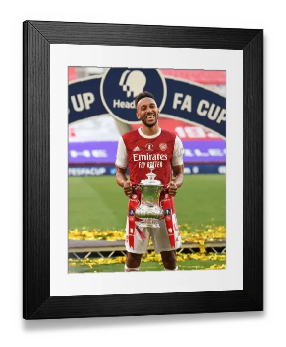 Framed Print : Arsenal's Aubameyang Lifts Empty FA Cup: Historic Victory over Chelsea in Empty Wembley Stadium