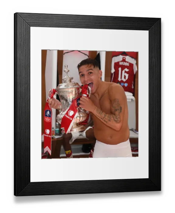 Framed Print : Arsenal Wins Empty FA Cup at Wembley Stadium (2020) Framed Print : Arsenal Wins Empty FA Cup at Wembley Stadium (2020)