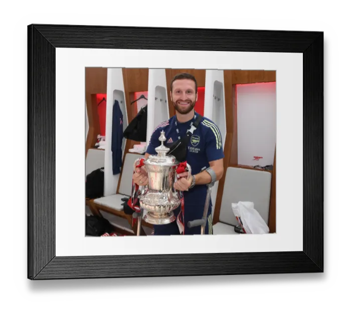 Framed Print : Arsenal Reclaims FA Cup: Empty Wembley Victory over Chelsea (2020)