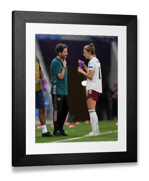 Framed Print : Arsenal Women's UEFA Champions League: Montemurro Coaches Miedema in Showdown with Paris Saint-Germain