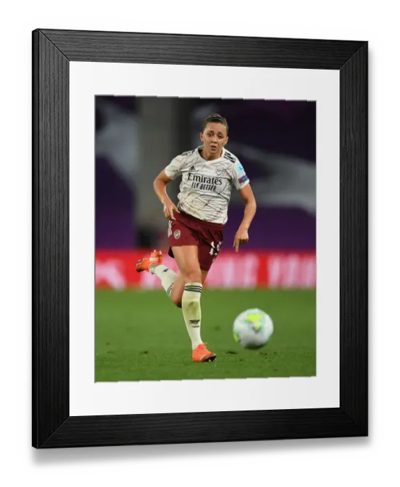 Framed Print : Arsenal Women vs Paris Saint-Germain: Battle in the UEFA Women's Champions League Quarterfinals