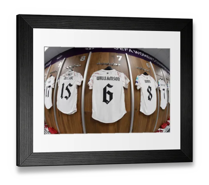 Framed Print : Arsenal Women's Squad Gears Up for Champions League Quarterfinal Clash Against Paris Saint-Germain