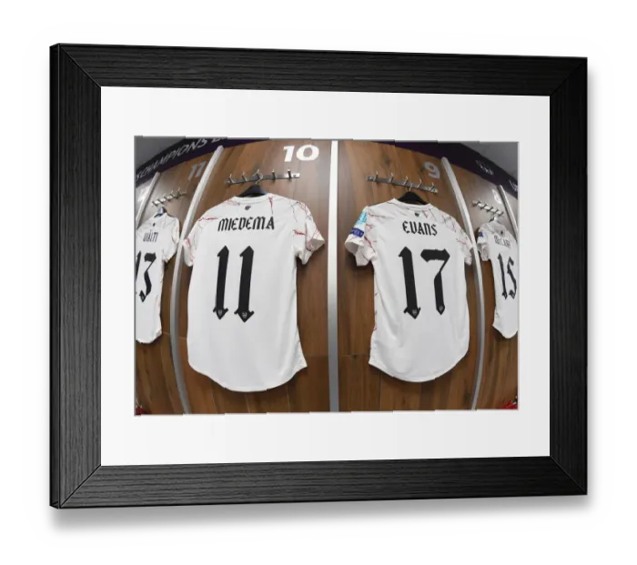 Framed Print : Arsenal Women's Squad Gears Up for Champions League Quarterfinal Showdown Against Paris Saint-Germain
