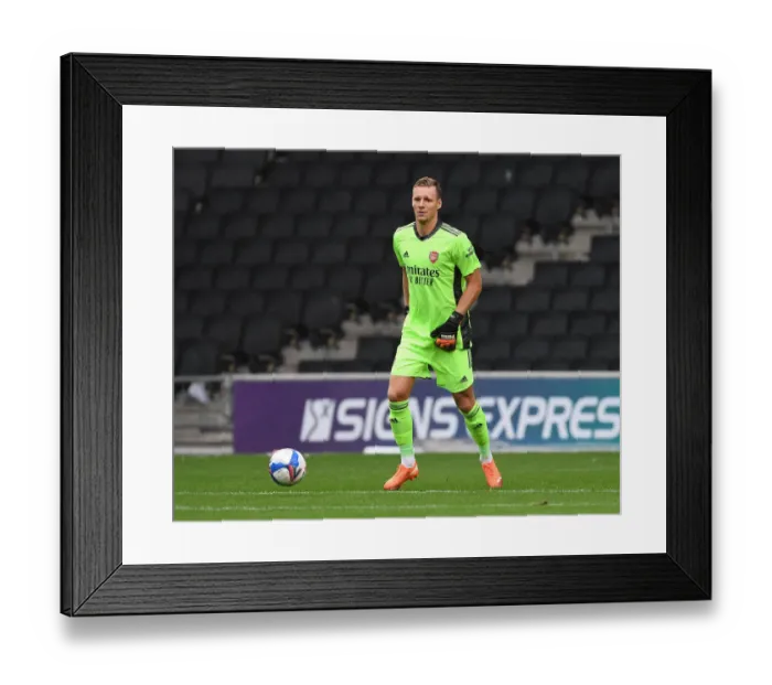 Framed Print : Arsenal's Bernd Leno in Pre-Season Form: MK Dons vs Arsenal (2020-21) Framed Print : Arsenal's Bernd Leno in Pre-Season Form: MK Dons vs Arsenal (2020-21)