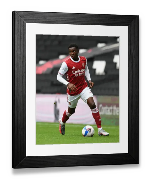 Framed Print : Arsenal's Eddie Nketiah in Pre-Season Action against MK Dons